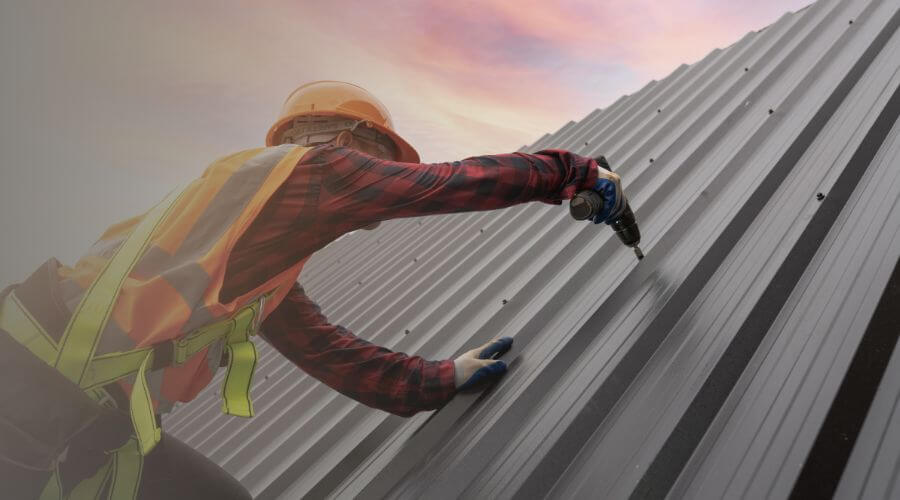 Expert Emergency Roof Repairs services in Pinola, MS